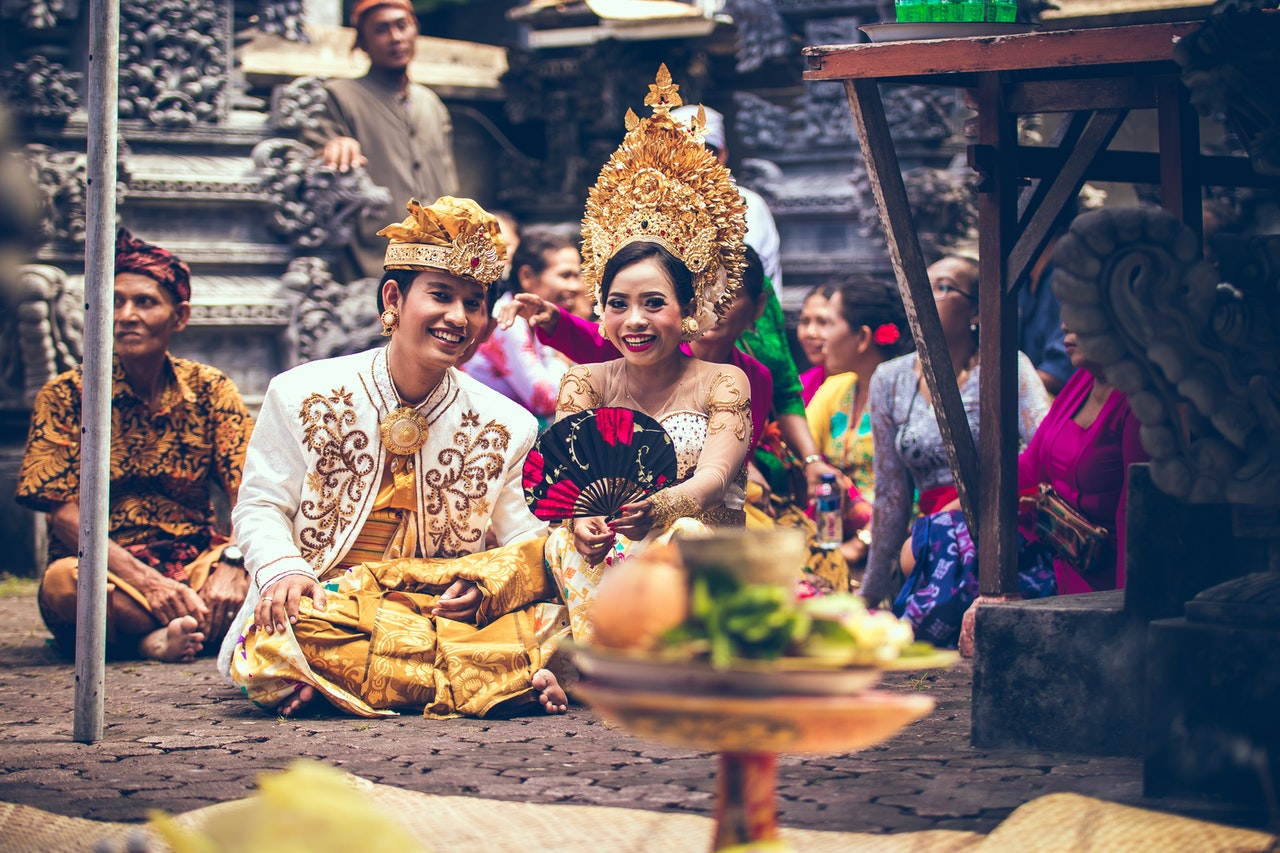 Contoh Undangan Pernikahan Bali